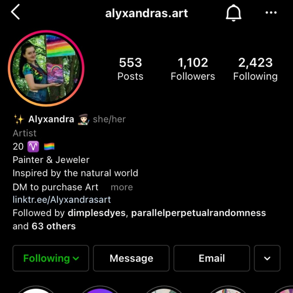 Follow my Artist Instagram!🌈🤩